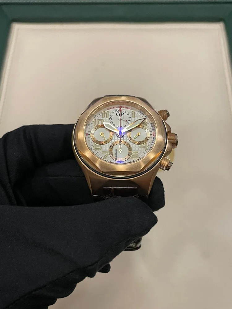 Girard Perregaux Laureato 80180.52.112.BBEA